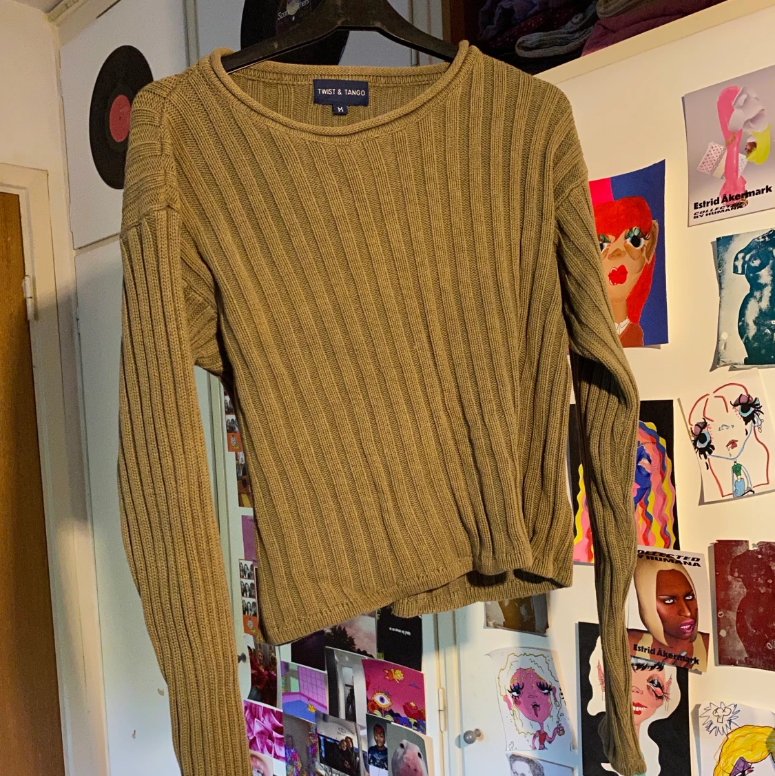 Ribbad långärmad tröja - 91