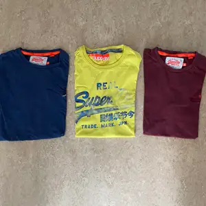Superdry t-shirts i olika färger. 55 kronor styck eller alla för 140. 