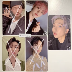 kpop — seventeen + bts pcs - båda är i mint skick, sälj bevis finns på min trading ig ; 97soonhao !!! pris är på bild + 13kr frakt  sålda — namjoon mots7 