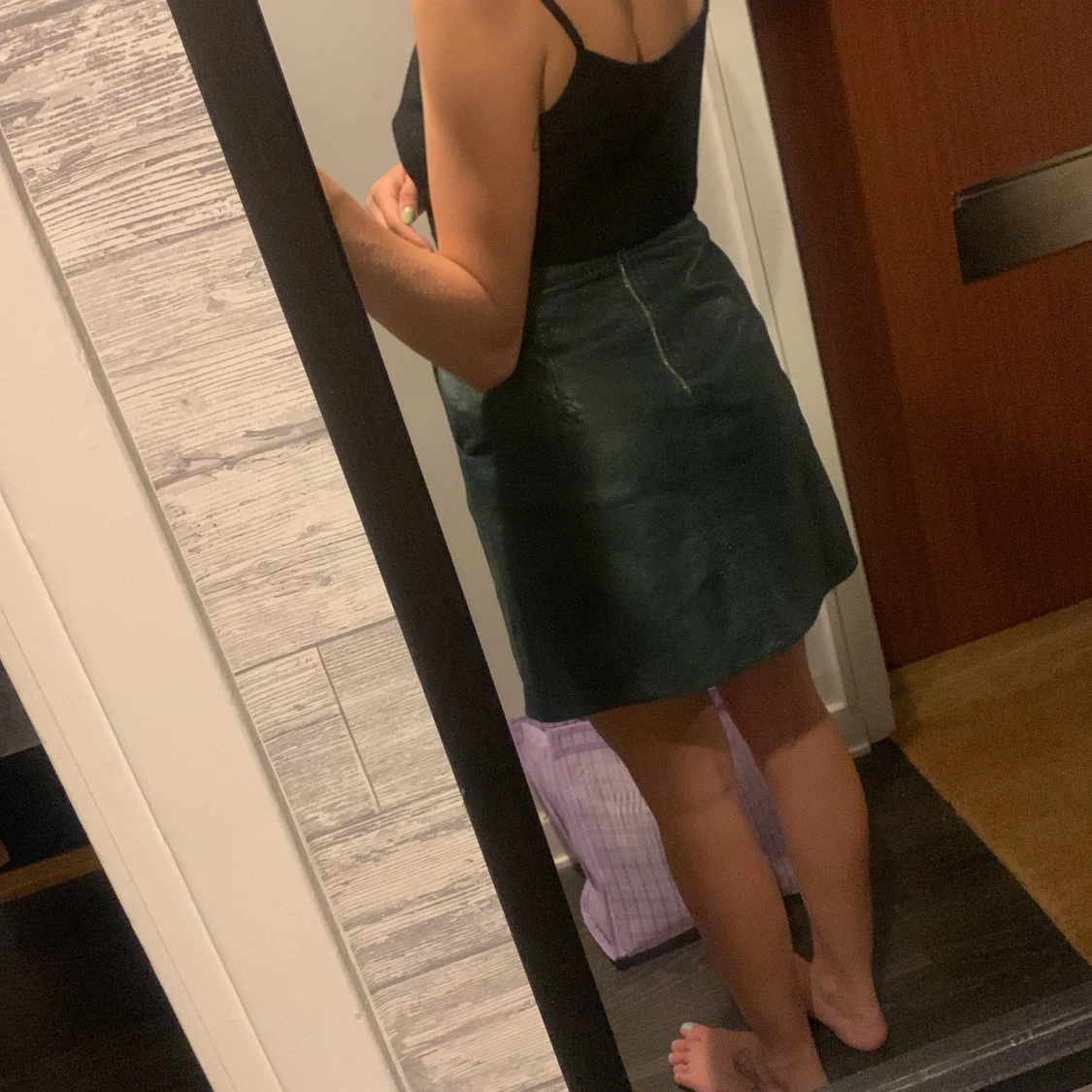 Grön läderkjol - 91