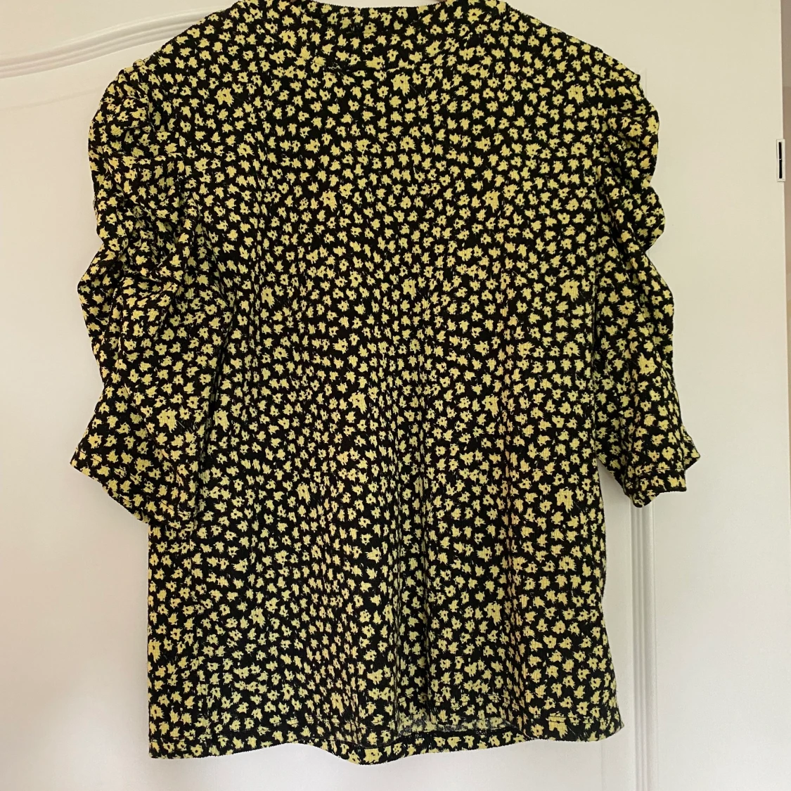 Fin topp från Lindex  - 90