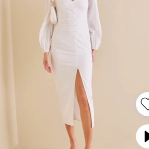 Nelly klänning strl XS - Helt oanvänd klänning från Nelly glömde göra retur. Skulle behövt en mindre storlek men det finns inte.