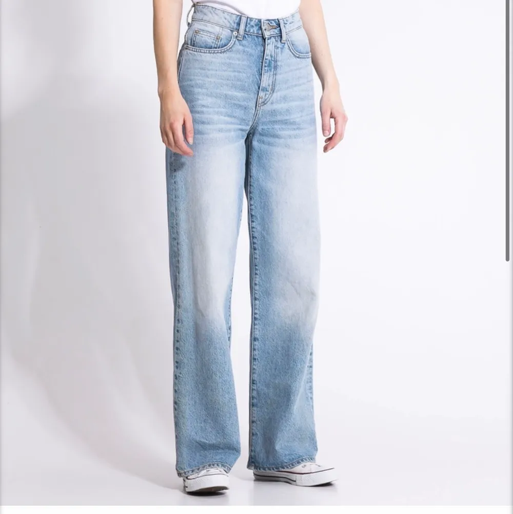 Ljusblå jeans från lager 157. Vida i modellen Boulevard. Storlek XS. Bra skick.. Jeans & Byxor.