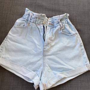 Short pants, Brand: Gina Tricot, size: 32, never used.