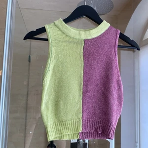 Stickat linne - Ballt linne i grönt/lila