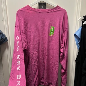 Tröja från Vans - Rosa tröja från Vans. Sparsamt använd 