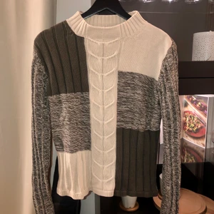 Tröja Cappuccini, storlek S - Tröja från Cappuccini i Storlek S i väldigt bra skick!