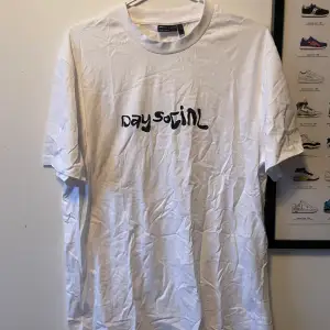 T-shirt, aldrig använd 