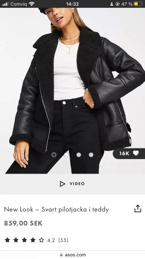 Jacka från Asos!  - Jackan köptes förra året på asos. Kunde inte hitta den exakta jackan men den jag har lagt upp från Asos är likadan, skillnaden är att den inte är i Teddymaterial. Sparsamt använd i storlek 38! Sjukt snygg vid festligare tillfällen nu i vinter 