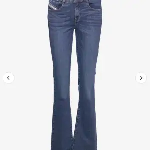 Säljer dessa skit snygga diesel jeans, nästan helt nya o knappt använda! Köpta för 1200 säljer för 1000 kan tänkas gå ner i pris vid snabb affär