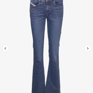 Säljer dessa skit snygga diesel jeans, nästan helt nya o knappt använda! Köpta för 1200 säljer för 1000 kan tänkas gå ner i pris vid snabb affär