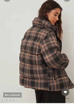 Printed padded jacket  - Bought it a two months ago, only won it twice. Very good quality and comfortable jacket. Very fashionable. 