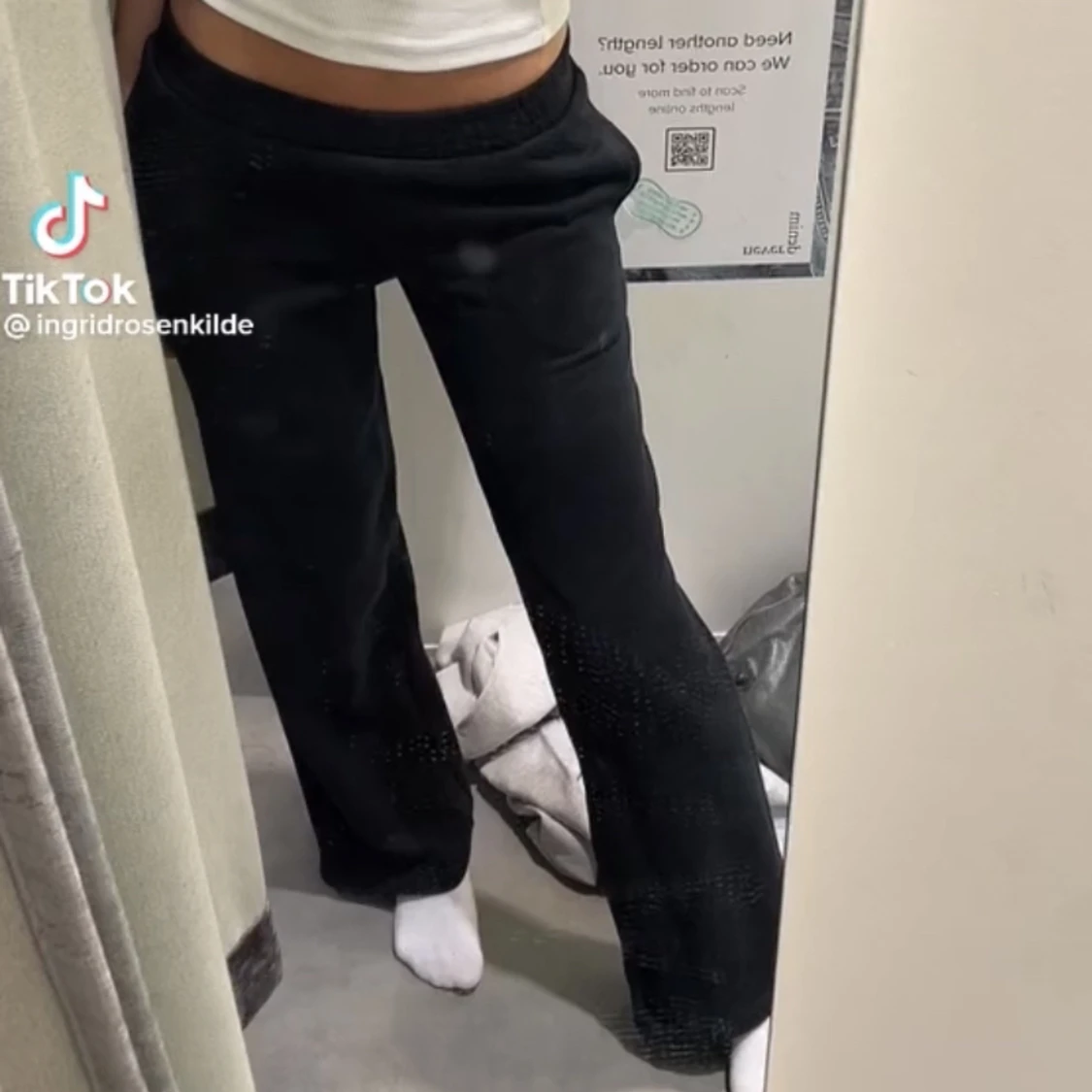 Bikbok lowrise mjukisbyxor 