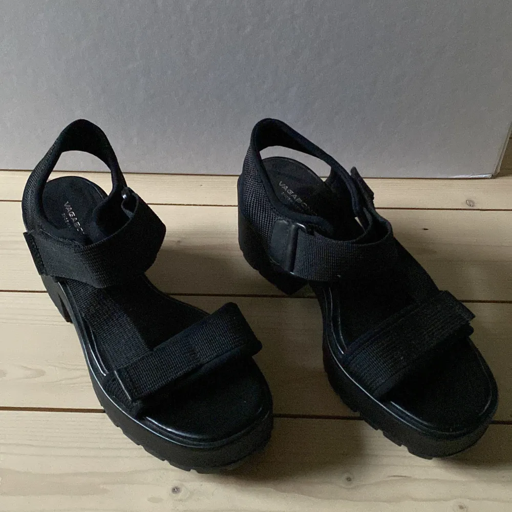 Vagabond sandaler Dioon, oanvända, nypris 800kr, nytt pris 500kr, storlek 38. Skor.