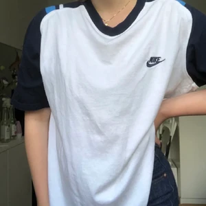 T-shirt - Nike t-shirt köpt här på plick! 