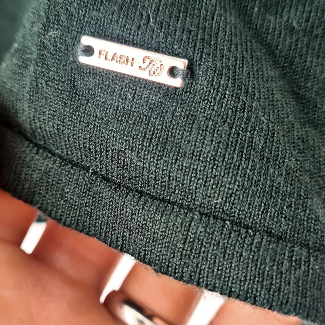 Mörkgrön polo: storlek S - 90