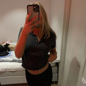 Topp - Så snygg pike tshirt 💜