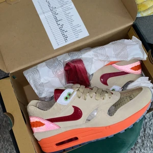 Air Max 1 x Clot (Japan Exclusive) - Deadstock/Brand new Women: Eur: 40.5 Men: Eur: 40.5 Can meet up in stockholm Price can be discussed