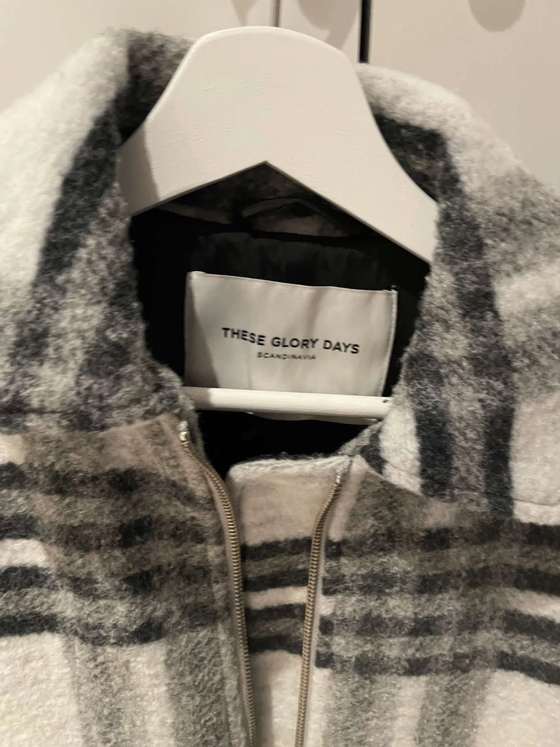 Jacka These Glory Days - 90