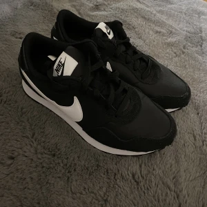 Nike träningsskor - Helt oanvända träningsskor i storlek 38. 