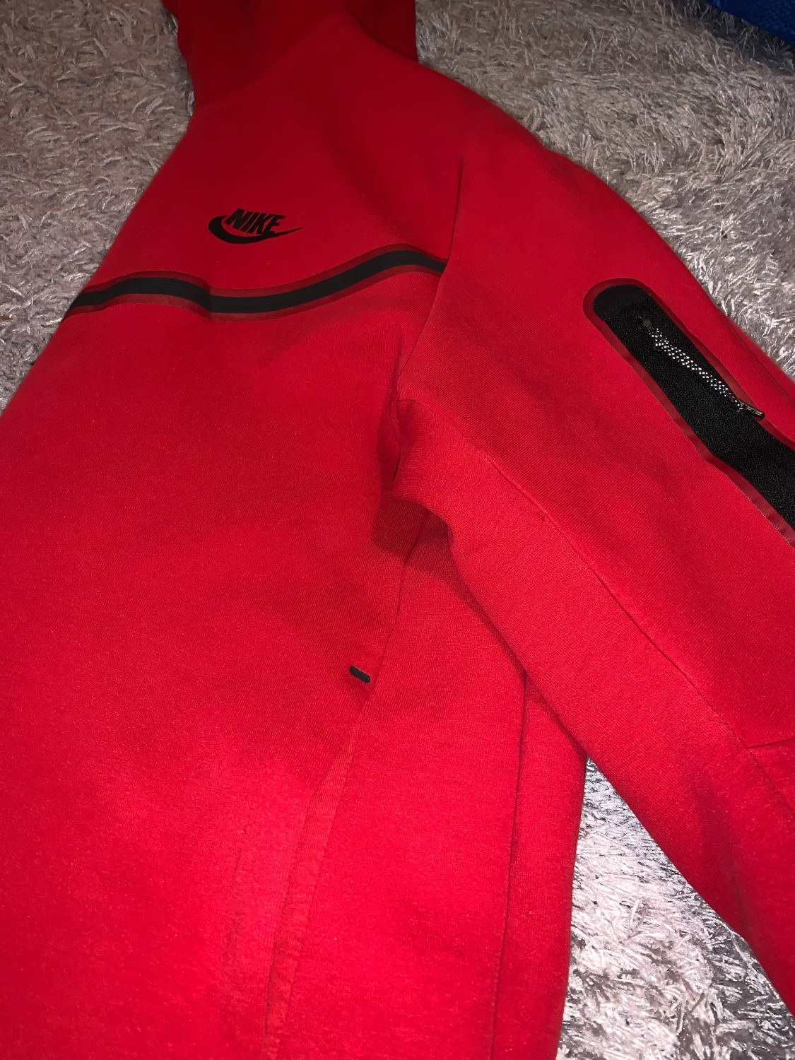 Nike tech tröjan  - 90