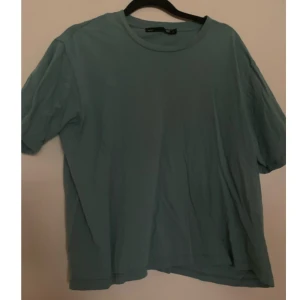 Tröja  - Använd ett par gånger 