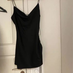 Klänning  - Klänning köpt från zara för ett tillfälle  