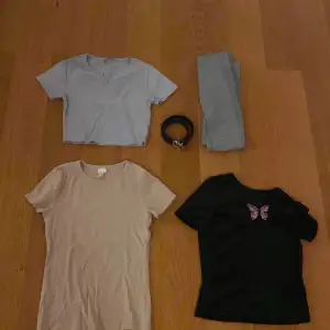 Kläder från hm, Lindex och ginatricot❣️ blå t-shirt för 35kr , skärp för 45 kr , beige t-shirt för 40 kr, träningsbyxor från hm 50 kr, svart t-shirt med en fjäril på 35 kr❣️eller köp allt för 250 kr.
