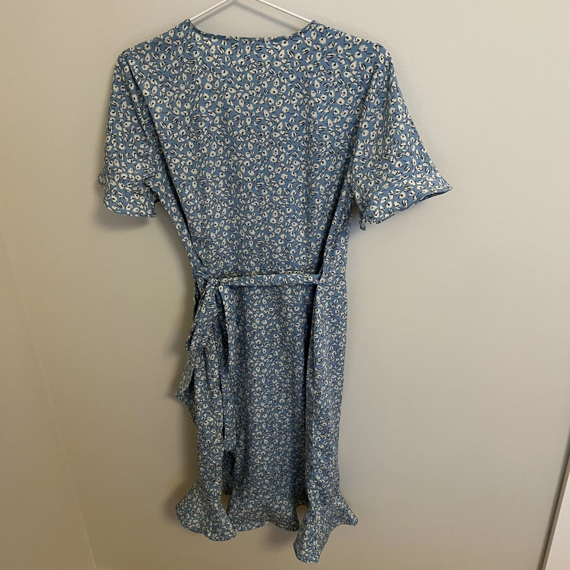 Ljusblå klänning - 91