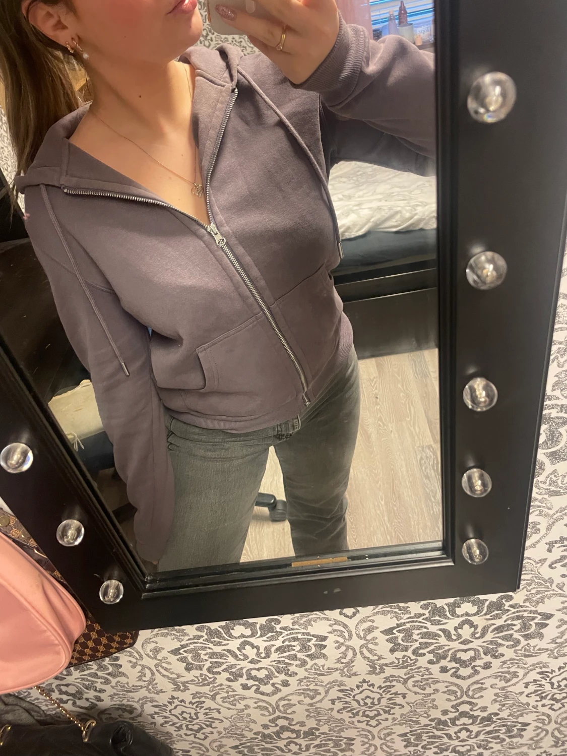 Lila zip-up hoodie från H&M - 90