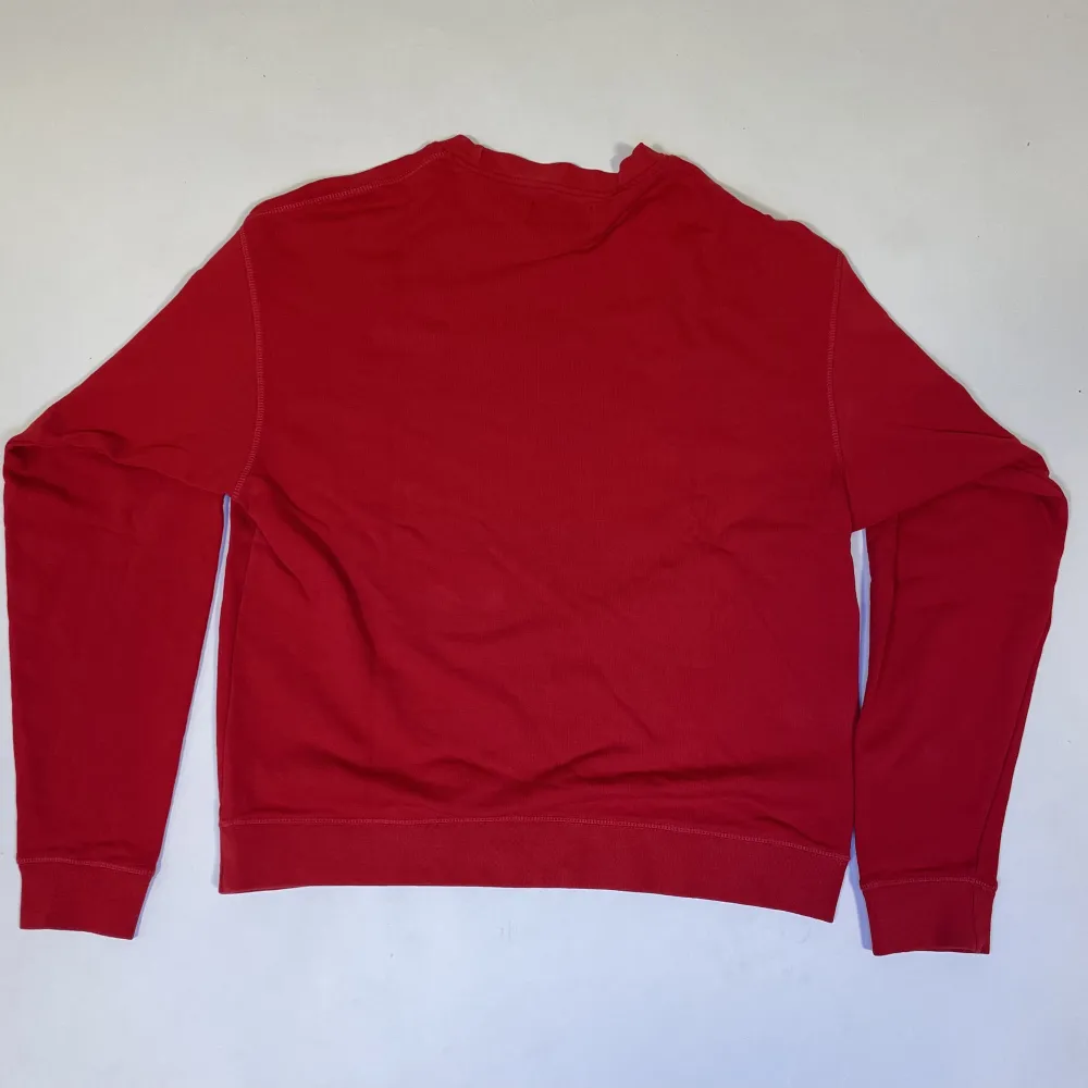 Röd Pasdemer sweatshirt  Skick: 10/10✅. Hoodies.