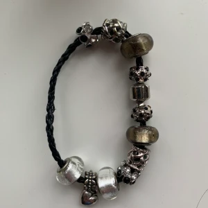 Armband i barnstorlek - Armband i barnstorlek, ej justerbart. 7kr+frakt!