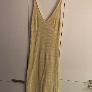 Stickad klänning Zara