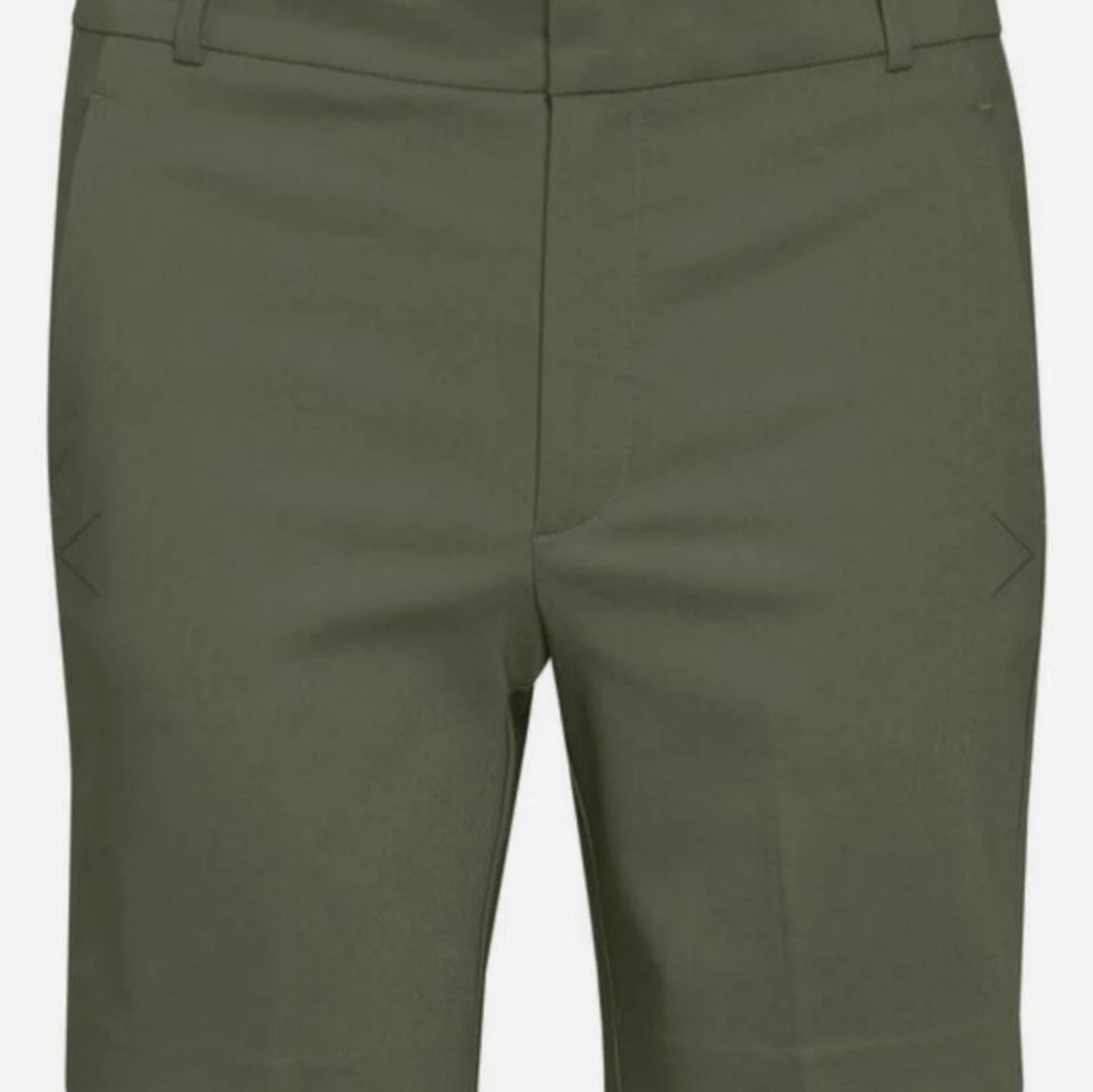 ZELLA SHORTS BEETLE GREEN - 90