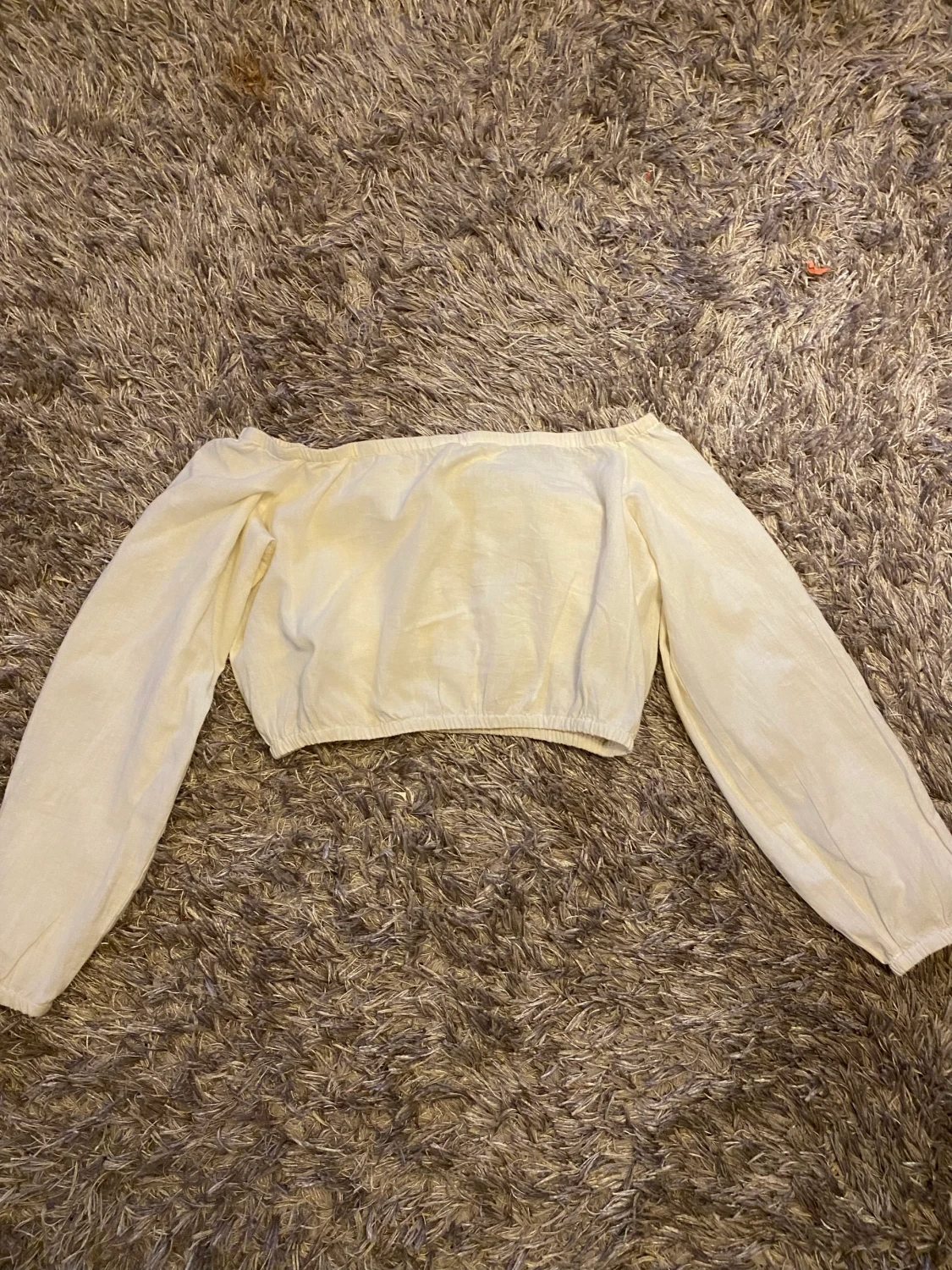 Off shoulder topp - 90