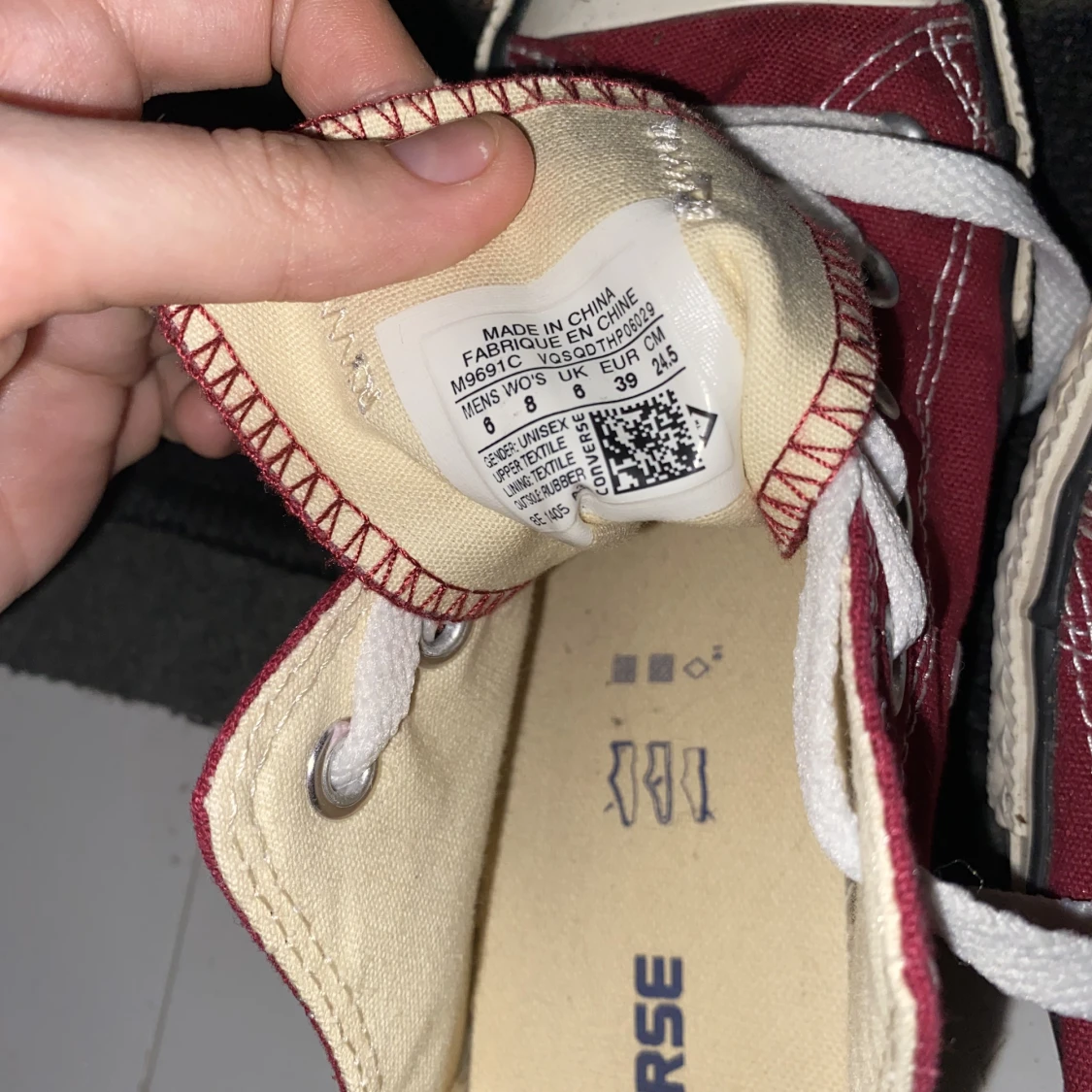 Röda Converse  - 91