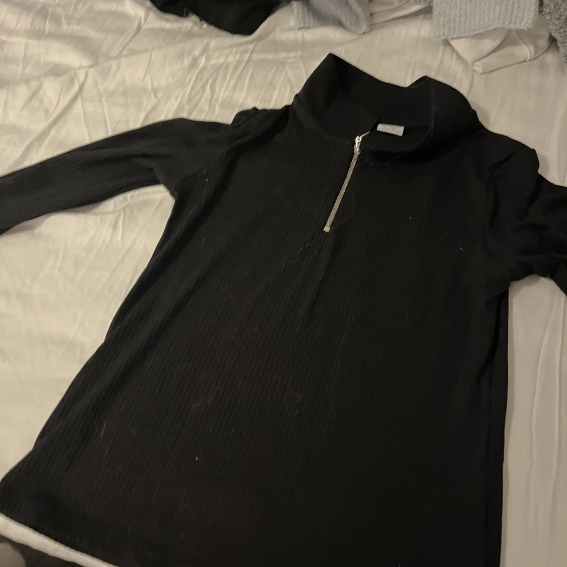 Långärmad tröja med dragkedja  - 90