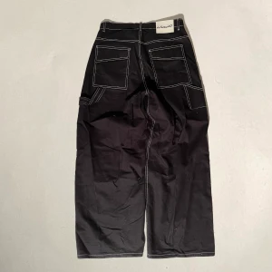 Echorum byxor - Skit feta baggy echorum byxor. De sitter stort även om storleken är liten!