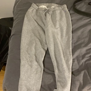 Sweatpants champion - State: good