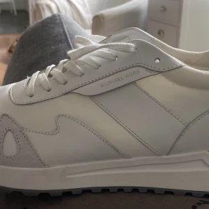 Michael kors  - Nya sneakers 