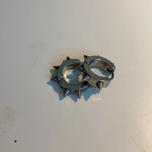 Örhängen - Örhängen