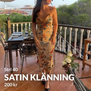 Boohoo klänning - Storlek 40