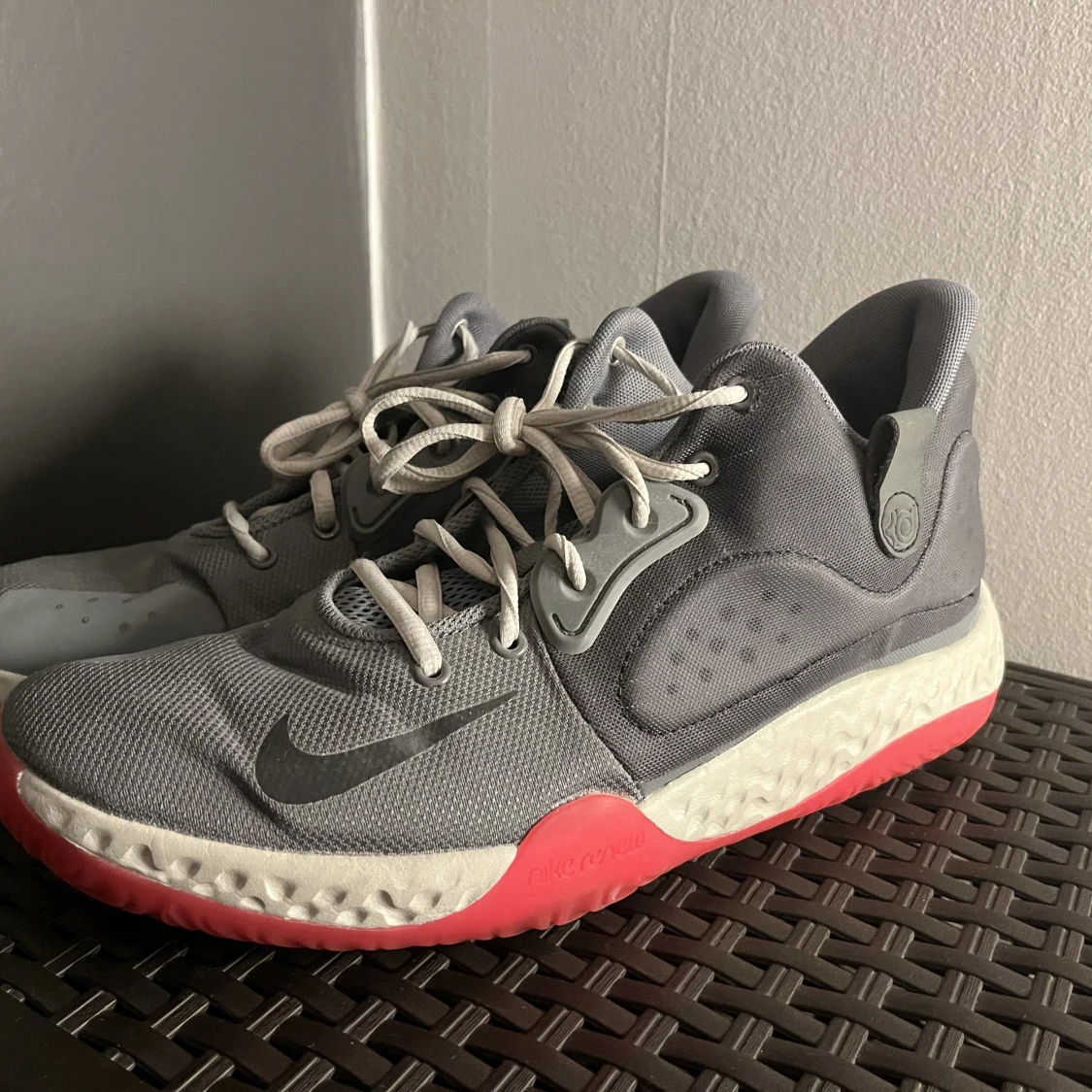 Kd trey 5 VIII smoke Grey laser Crimson 