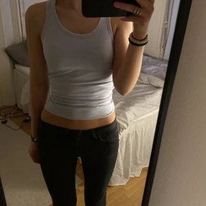 Blått Cubus linne storlek XS/S - Säljer nu detta ljusblåa linnet från Cubus. Storleken är 146/152 men passar mig som har XS/S. Jag har vikt upp den på bilden så den är längre än vad som syns. Hör av er för frågor eller flera bilder☺️💓