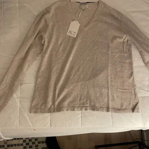 Newhouse - Aldrig använda, prislapp kvar finns i olika storlekar.