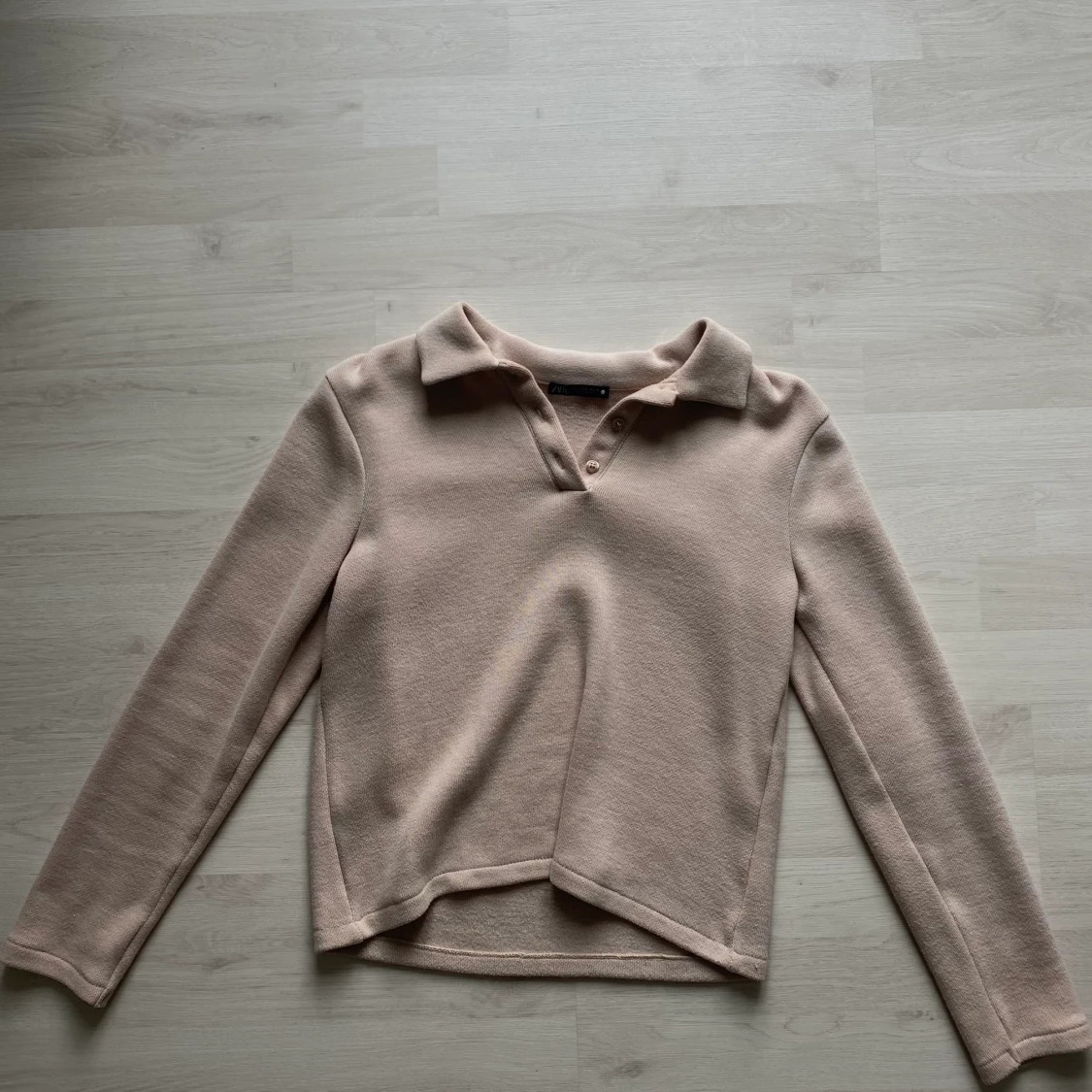 Tröja med krage från Zara 