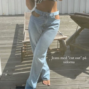 Jeans  - Aldrig använda lappar är nog t.o.m. kvar, från nelly, storlek 40 men passar 38 också. Köpte för 599kr