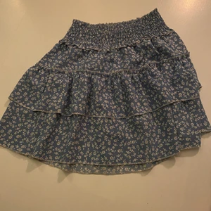 Kjol - Super söt kjol ifrån SHEIN strl s💕