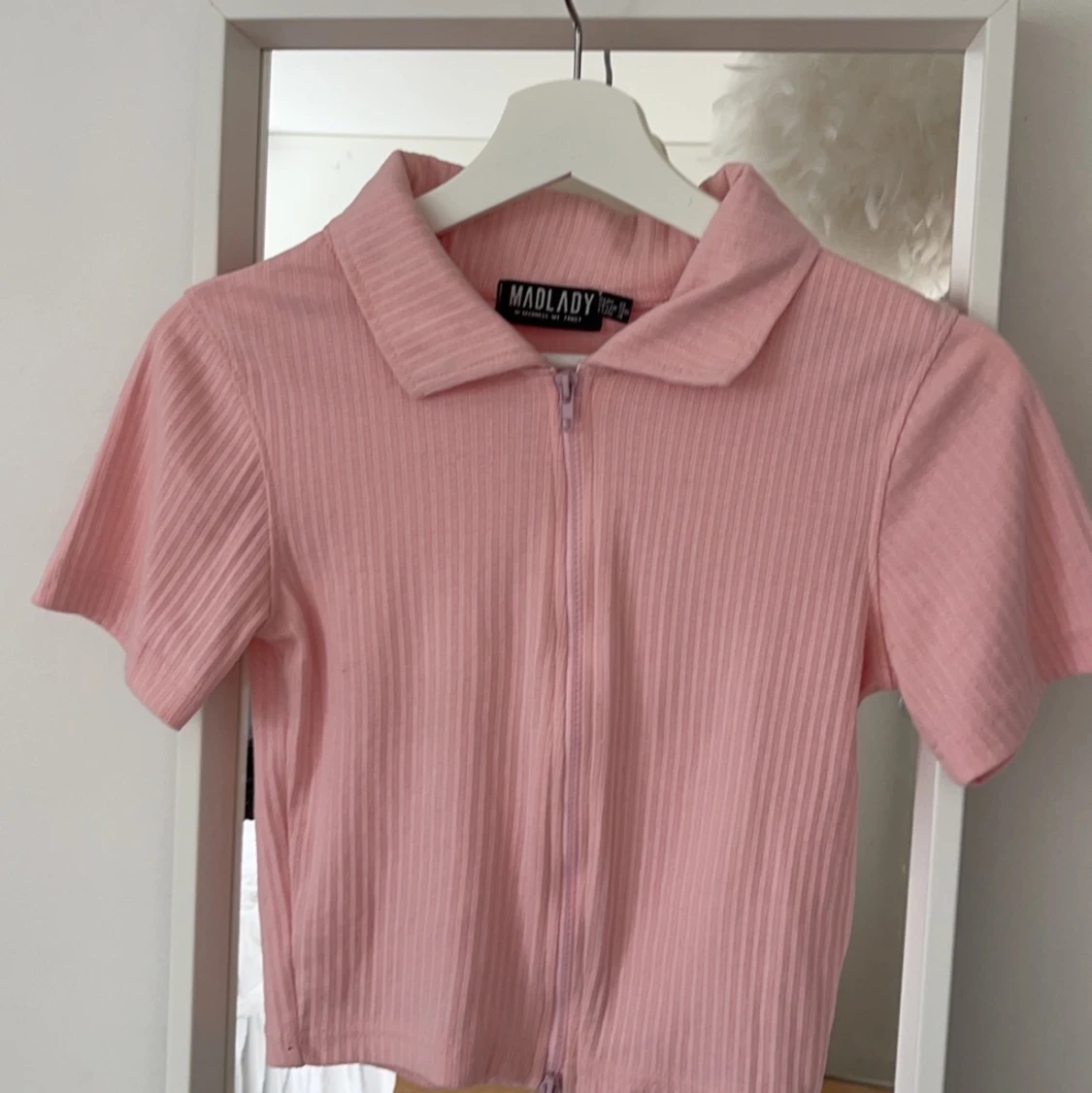 Ljusrosa topp med dragkedja - 91