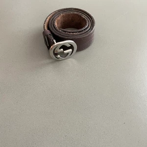 Gucci belt size 95 - Gucci bälte i kalvläder 